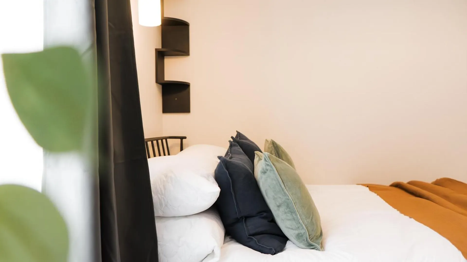Stylish 3 Bedroom House In The Heart Of Кардифф